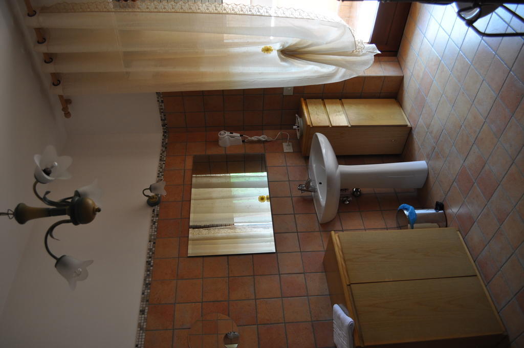 L' Aia Antica Bed & Breakfast Veroli Exterior photo